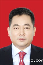 梁金达(图1) 梁金达(图1)